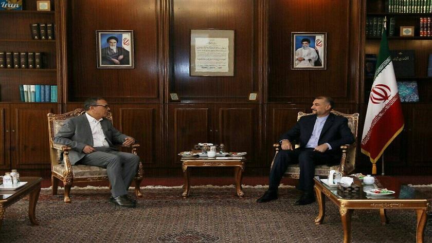 Iranpress: Iran stresses boosting ties with Algeria