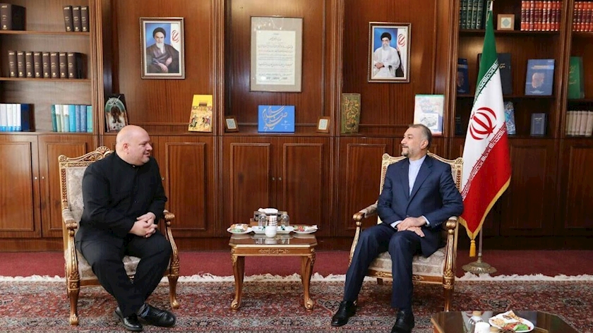 Iranpress: Iran-Venezuela cooperating on long-term roadmap