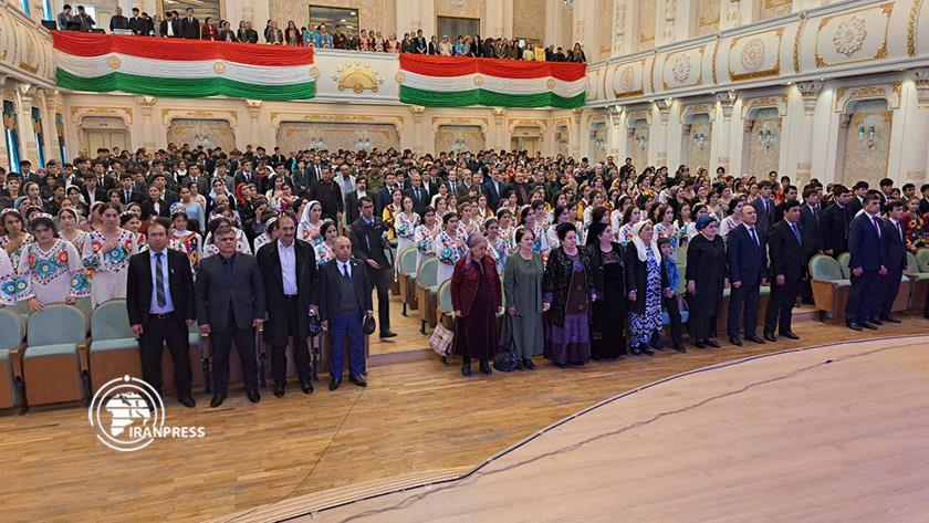 Iranpress: Iranian artworks Exhibition in Bactria, Tajikistan