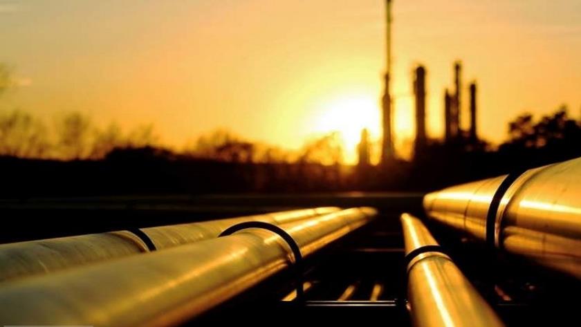 Iranpress: Iran, Russia firms to build Joint pipeline