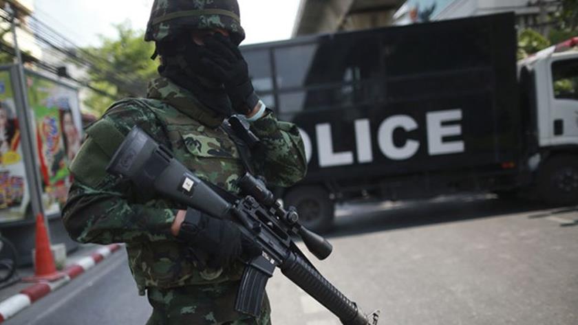 Iranpress: Thailand: One dead, several injured after bomb explosion in police compound