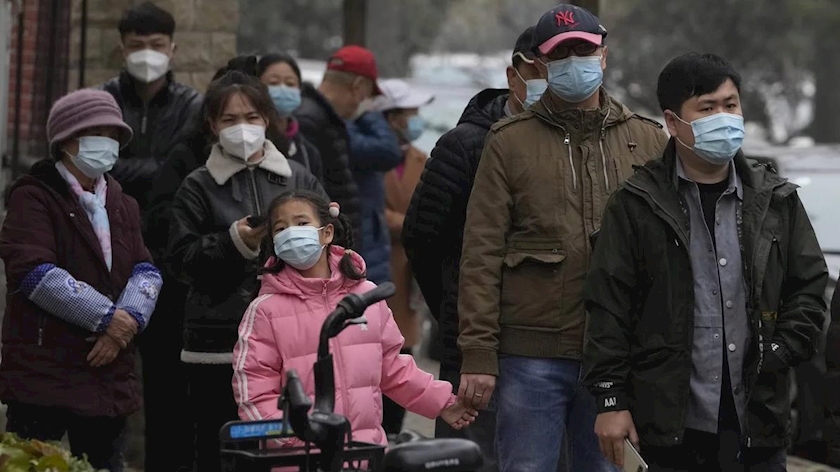 Iranpress: China expands lockdowns as COVID-19 cases hit daily record
