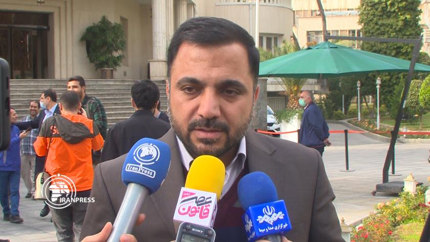 Iranpress: Iran capable of hosting traffic of 6 Tb/s: ICT min.