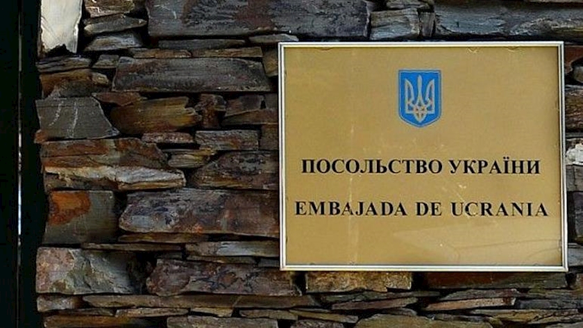 Iranpress: One injured by suspected letter bomb at Ukrainian embassy in Madrid