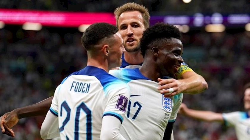 Iranpress: England joins World Cup quarter-finals with 3-0 win over Senegal