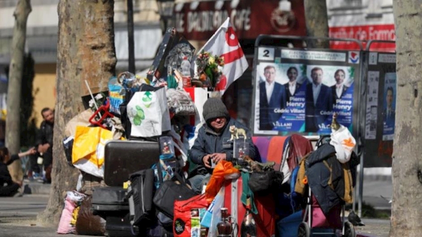 Iranpress: Housing crisis in France worsening 