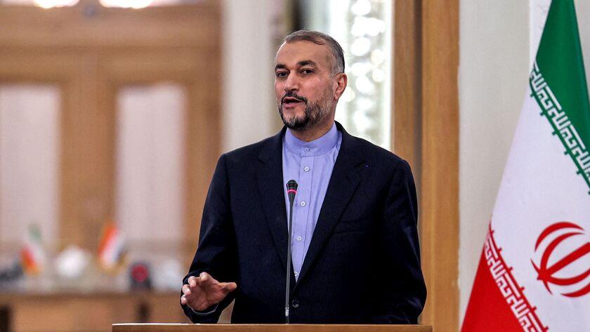 Iranpress: China, claims over Iranian triple islands