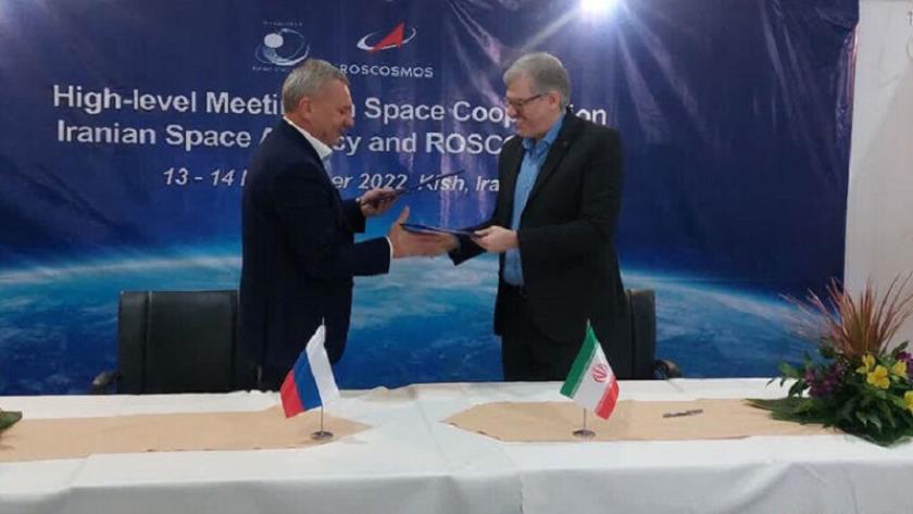 Iranpress: Iran, Russia ink deal to promote space COOP