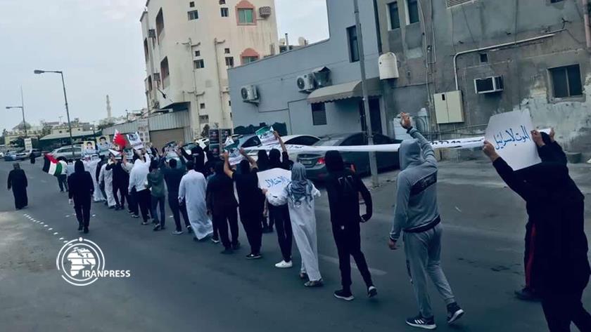 Iranpress: Bahrainis express their solidarity with Palestine 