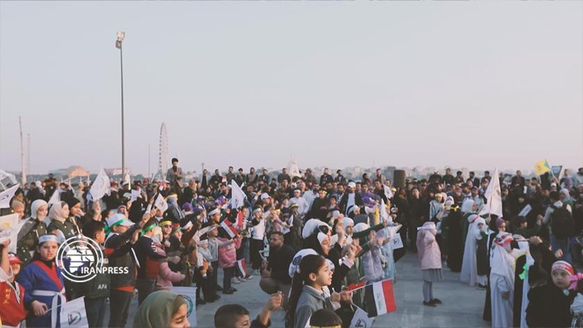 Iranpress: Singing "Hello Commander" song in Baghdad