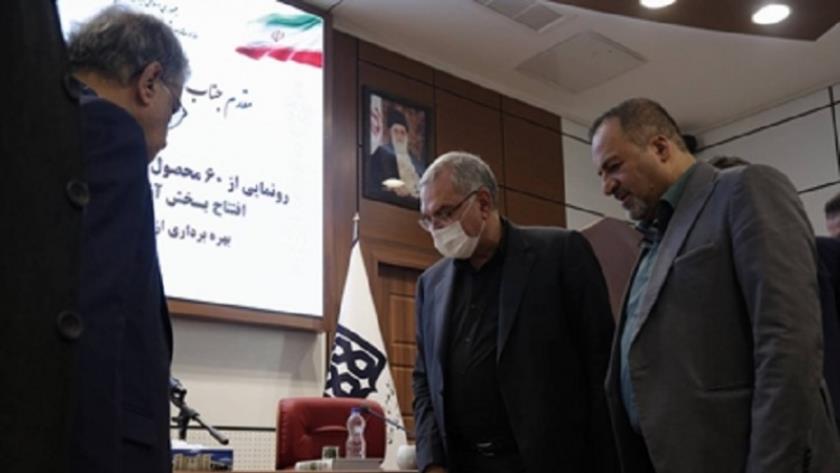 Iranpress: Iran unveils 60 new medicines
