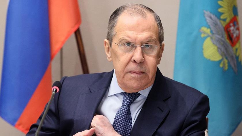 Iranpress: Russian FM complains that US is 