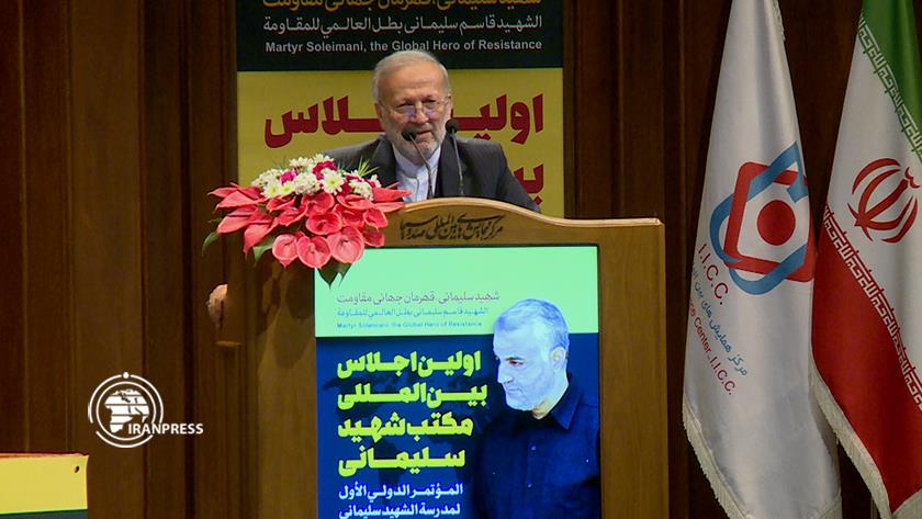 Iranpress: Ex-FM: Assassinating Gen. Soleimani costs US a lot