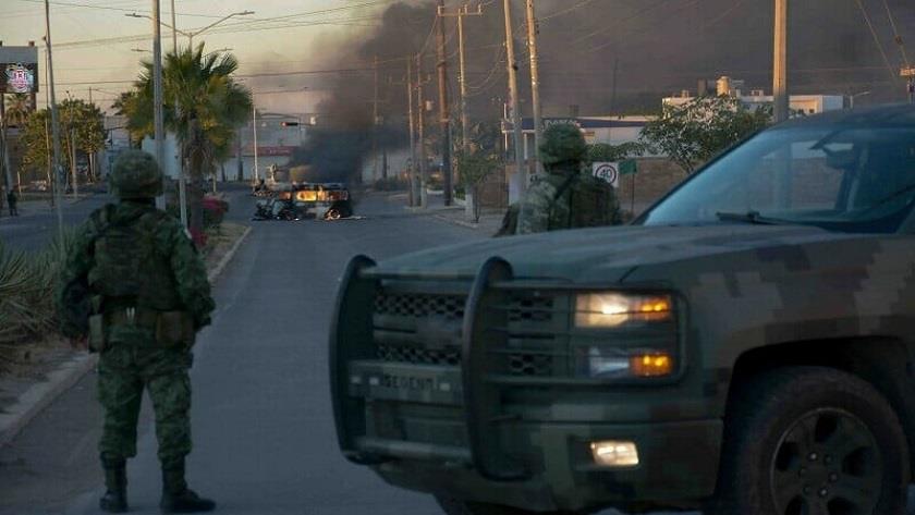 Iranpress: Mexico: At least 29 killed in capture of son of drug lord El Chapo