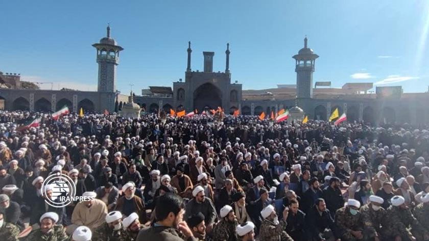 Iranpress: Prominent clerics lambaste Charlie Hebdo