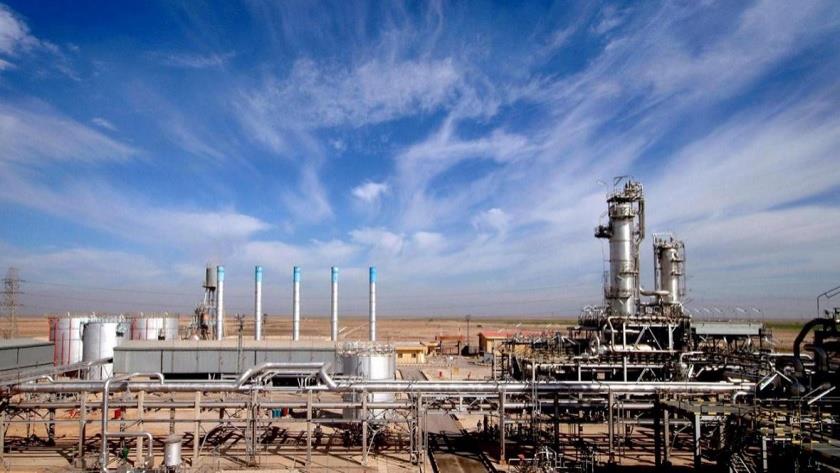 Iranpress: Export of petrochemical products rises in southern Iran
