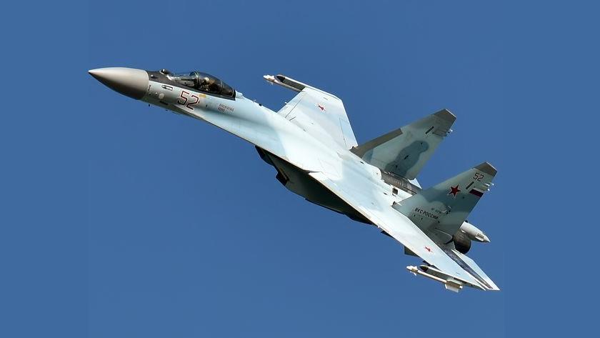Iranpress: Iran eyes purchasing Russian weapons: Russian daily