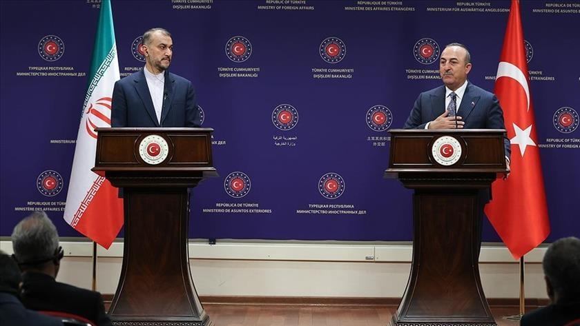 Iranpress: Iran to activate two border markets with Turkiye 