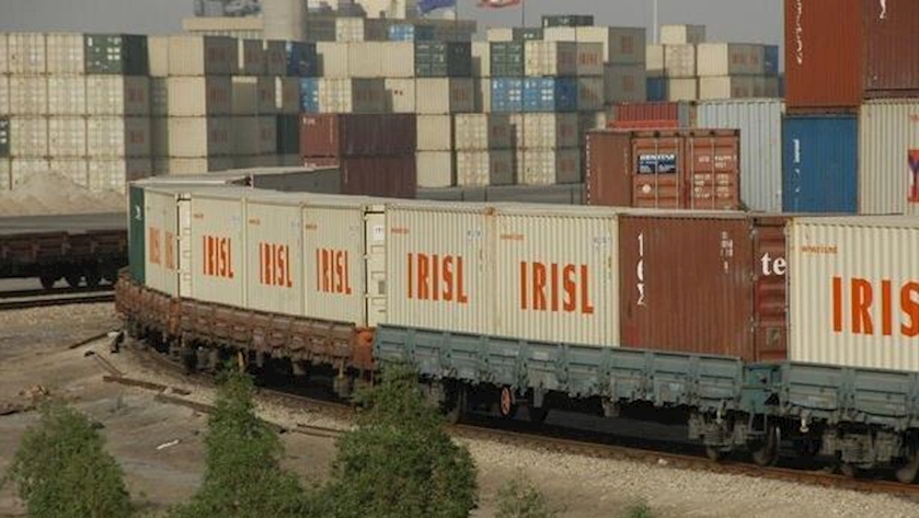 Iranpress: Iran, Russia discuss progress of North South Corridor