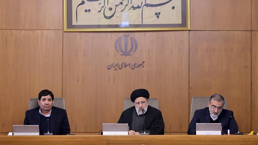 Iranpress: Raisi calls on governmental bodies to fight corruption attempts 