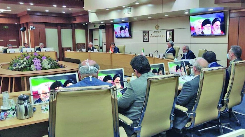 Iranpress: Iran, Tajikistan to cooperate in pharmaceutical industry