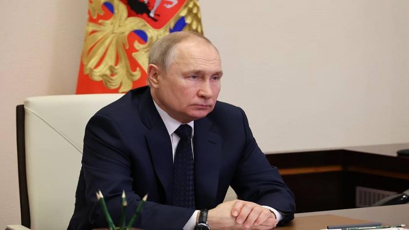 Iranpress: Putin: EAEU nations should boost cooperation between national payment systems