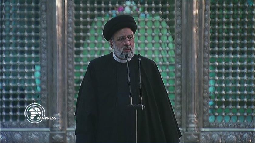 Iranpress: Anyone who disappoints people in line with enemy