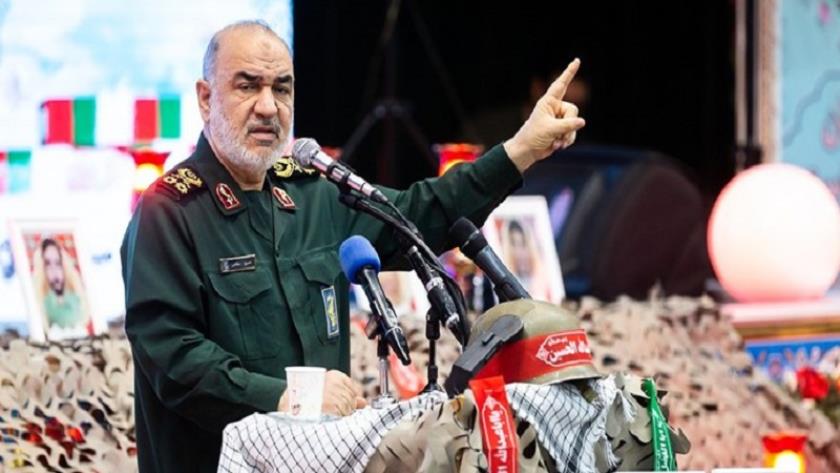Iranpress: Muslims to punish desecrators of Quran: Commander