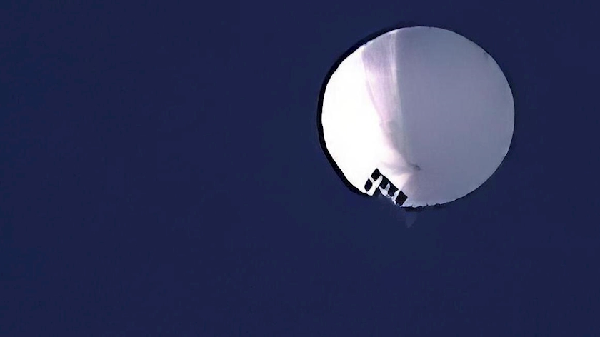 Iranpress: China urges calm after spy balloon discovered flying in US airspace