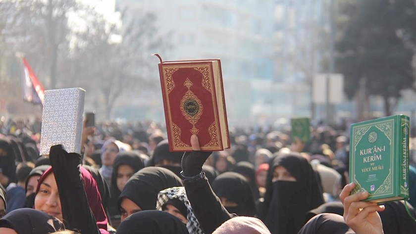 Iranpress: Malaysian official calls for regarding Islamophobia as criminal offense