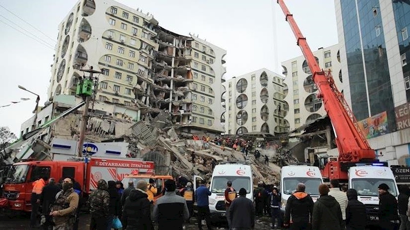 Iranpress: Iran offers relief, medical aid to earthquake victims in Türkiye, Syria