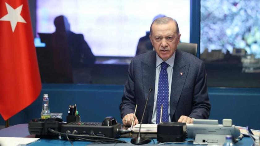 Iranpress: Erdogan announces a 3-month state of emergency; Death toll rises above 5,000