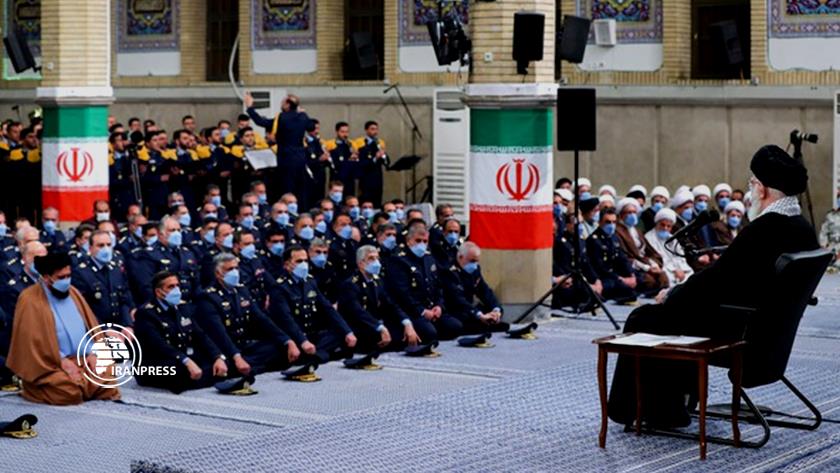 Iranpress: Iran Leader condoles Syrian, Turkish people on massive earth quake