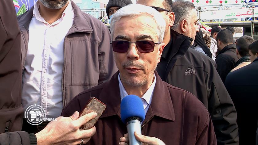 Iranpress: Major General Bagheri: IRGC belongs to people