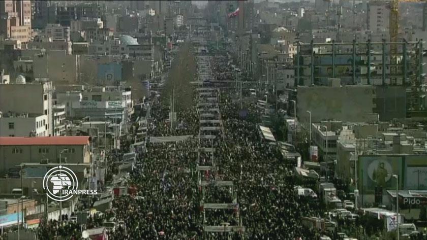 Iranpress: Report: Iranians mark the 44th anniversary of the Islamic Revolution