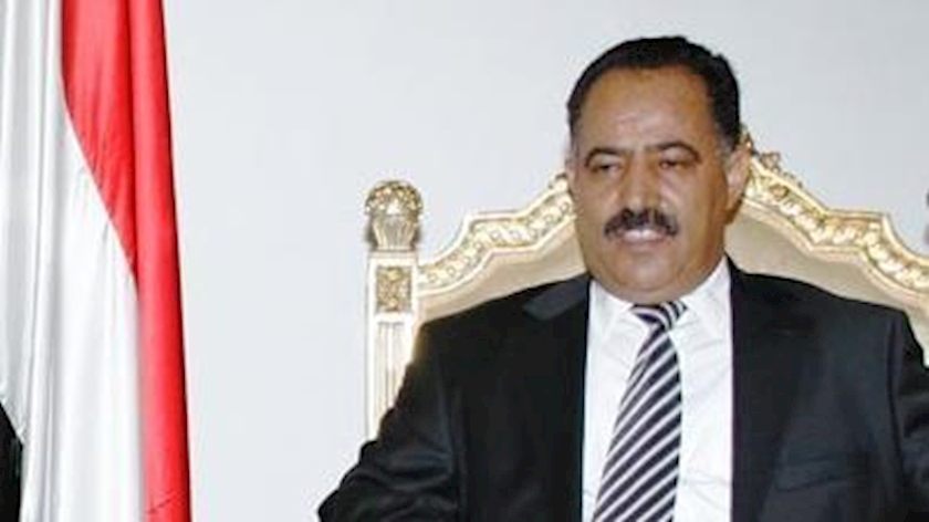 Iranpress: Yemeni officials felicitate Iran on 44th anniversary of Islamic Revolution