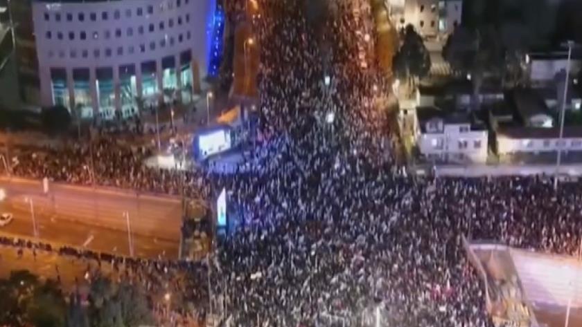 Iranpress: Nightly demonstrations are a serious challenge to Netanyahu