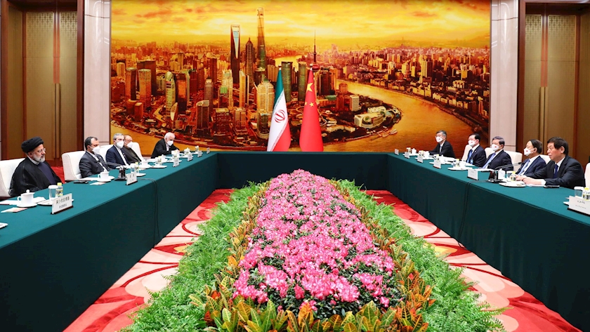 Iranpress: Tehran, Beijing; friends of rainy days