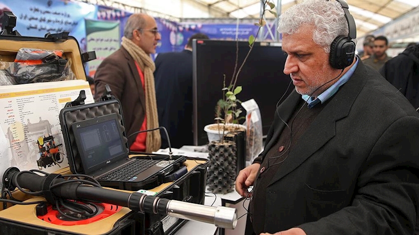 Iranpress: Second day of Iran Disaster Management Event 1401 