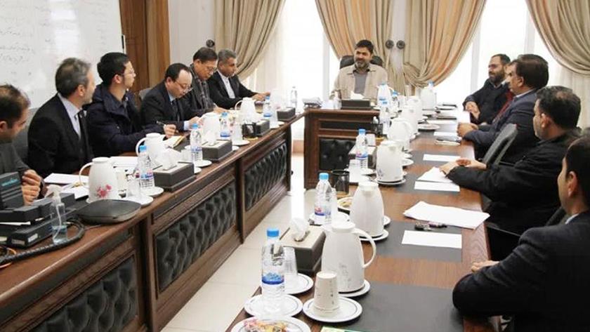 Iranpress: China seeks $50 m investment in Iran