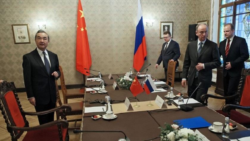 Iranpress: Wang Yi: China