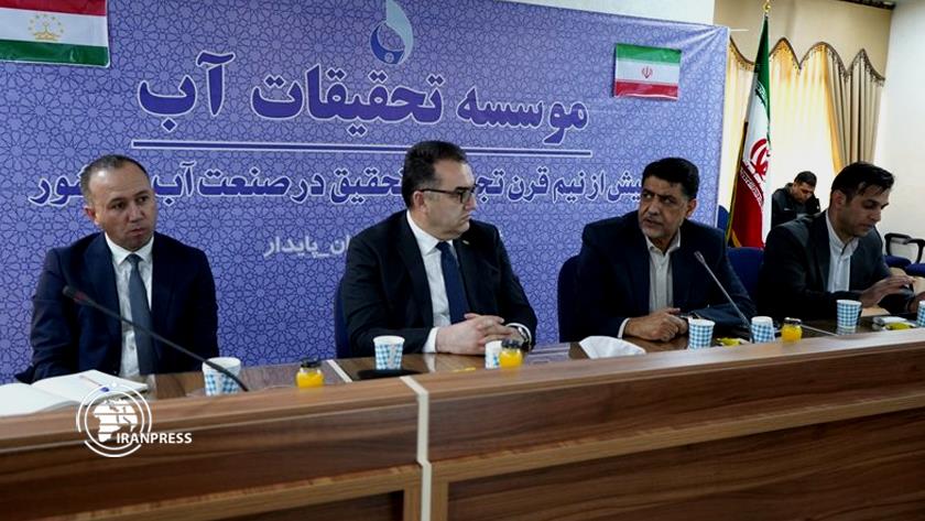 Iranpress: Energy Min. of Tajikistan visits Water Research Inst. in Tehran