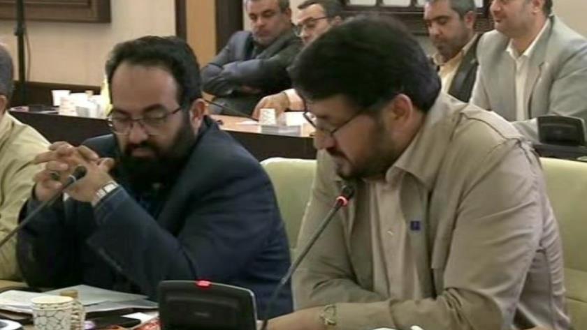 Iranpress: Minister of Road reports new port project in Bushehr