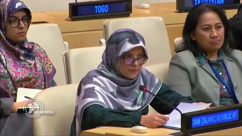 Iranpress: Iran urges OIC to provide women