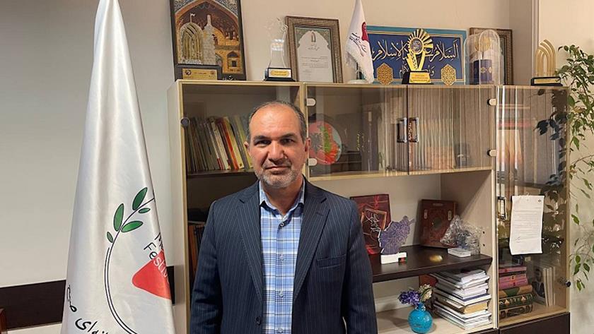 Iranpress: Palestinians supporter should be steadfast 