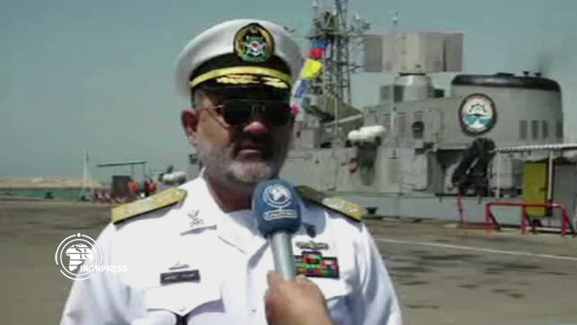 Iranpress: Iran, Russia and China performed night exercise maritime threats