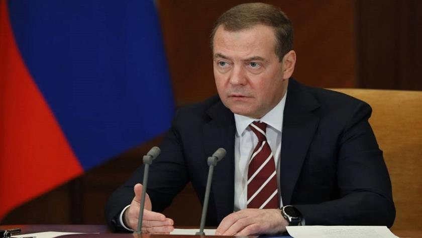Iranpress: Medvedev describes European nations as cash cow for U.S.