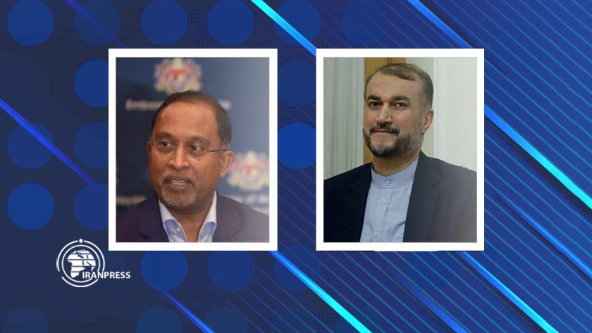Iranpress: Iranian, Malaysian FMs discuss bilateral ties