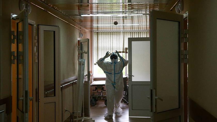 Iranpress: Russia reports 9,946 daily COVID-19 cases, 36 deaths