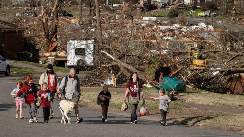 Iranpress: Dozens dead, injured in US due to storm